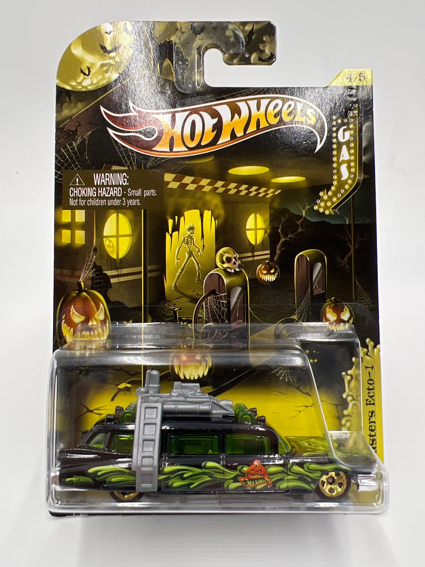 2012 Hot Wheels Kroger Exclusive Happy Halloween Set #4 Ghostbusters Ecto-1 Black W/Protector