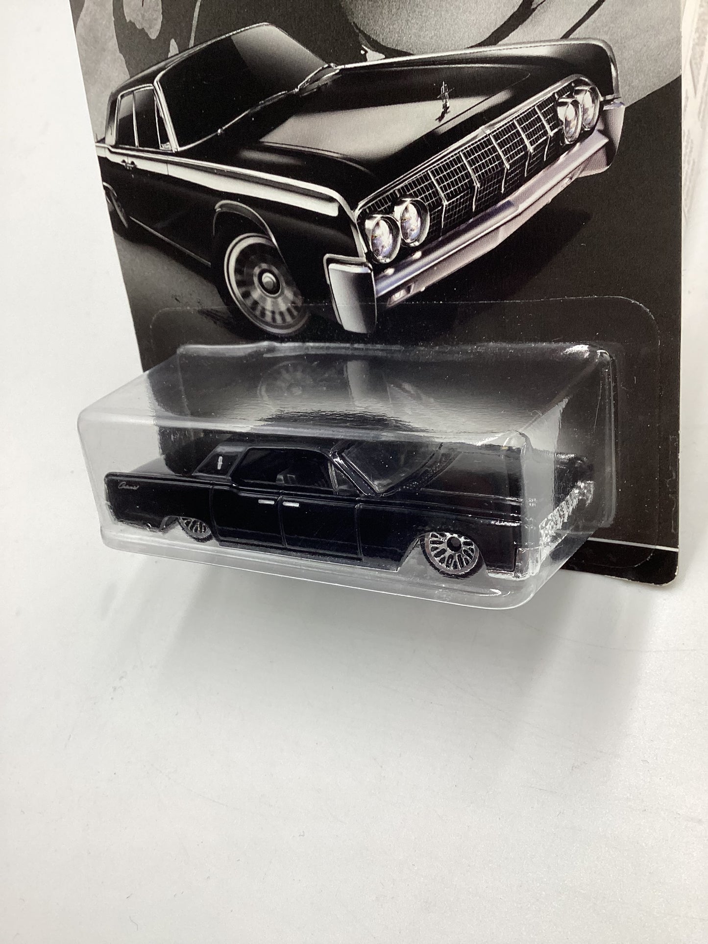 Hot Wheels Exclusive 007 Goldfinger #3 64 Lincoln  Continental Black Veins on Back