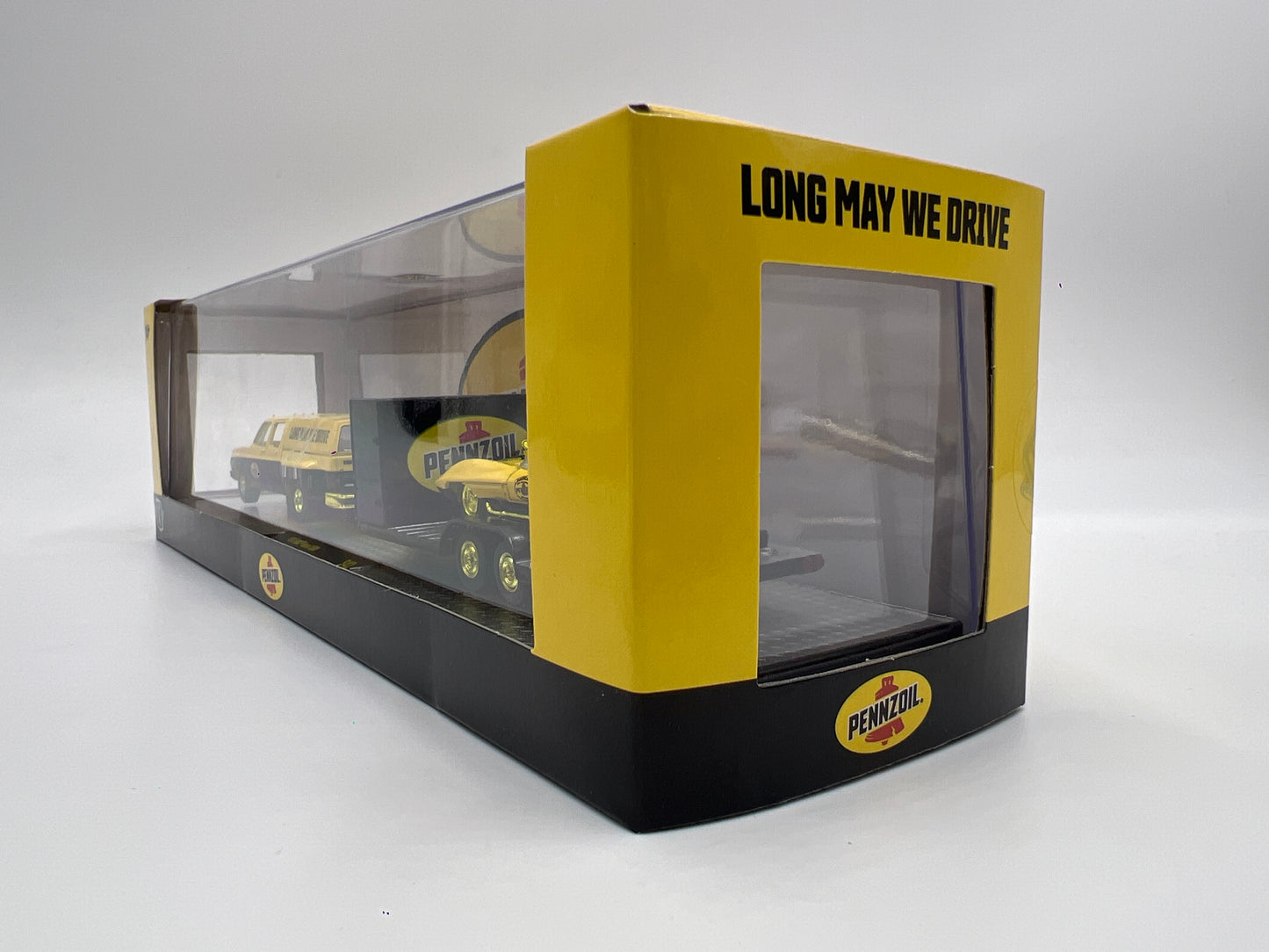 M2 Machines Auto Haulers CHASE Pennzoil 1973 GMC Sierra 3500 & 1959 Chevrolet Corvette XP-86 S42