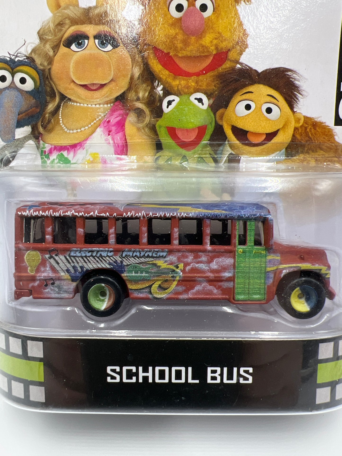 Hot Wheels Retro Entertainment The Muppets School Bus
