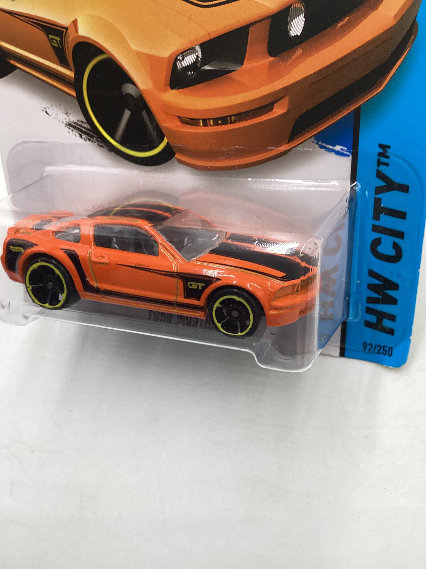 2014 Hot Wheels #92 Ford Mustang GT Orange 23H