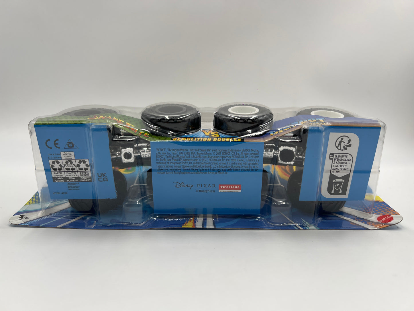 Hot Wheels Monster Trucks Demolition Doubles Snake Bite Vs Bigfoot 4x4x4