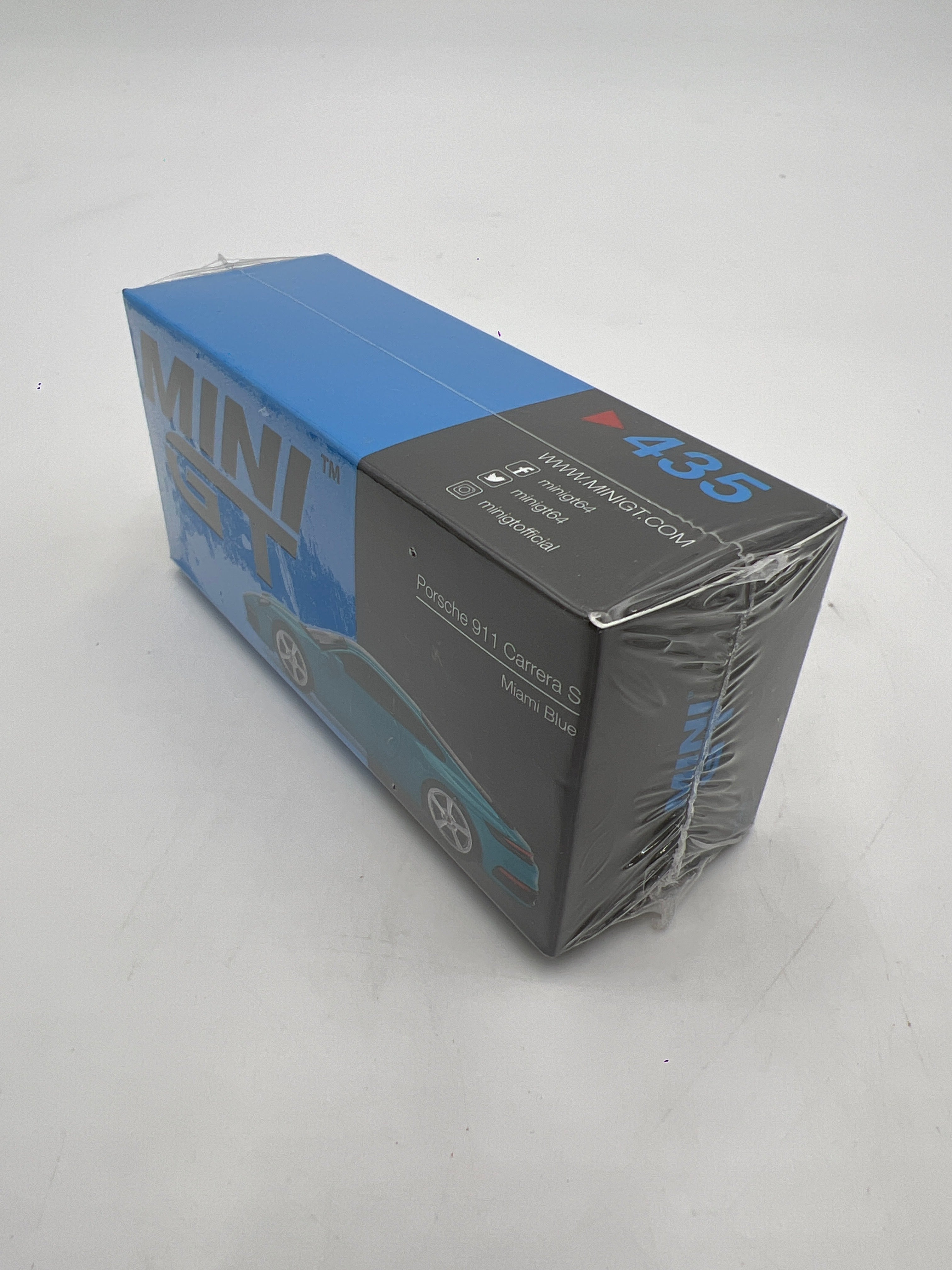 MiniGT Porsche 911 Carrera S Miami Blue Sealed – carolinasdiecast