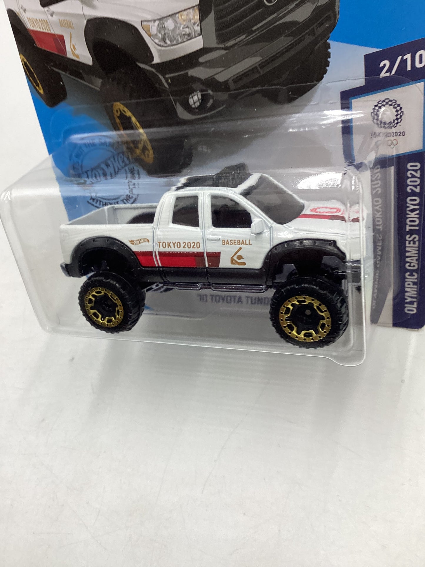 2020 Hot Wheels #183 White 10 Toyota Tundra 95C