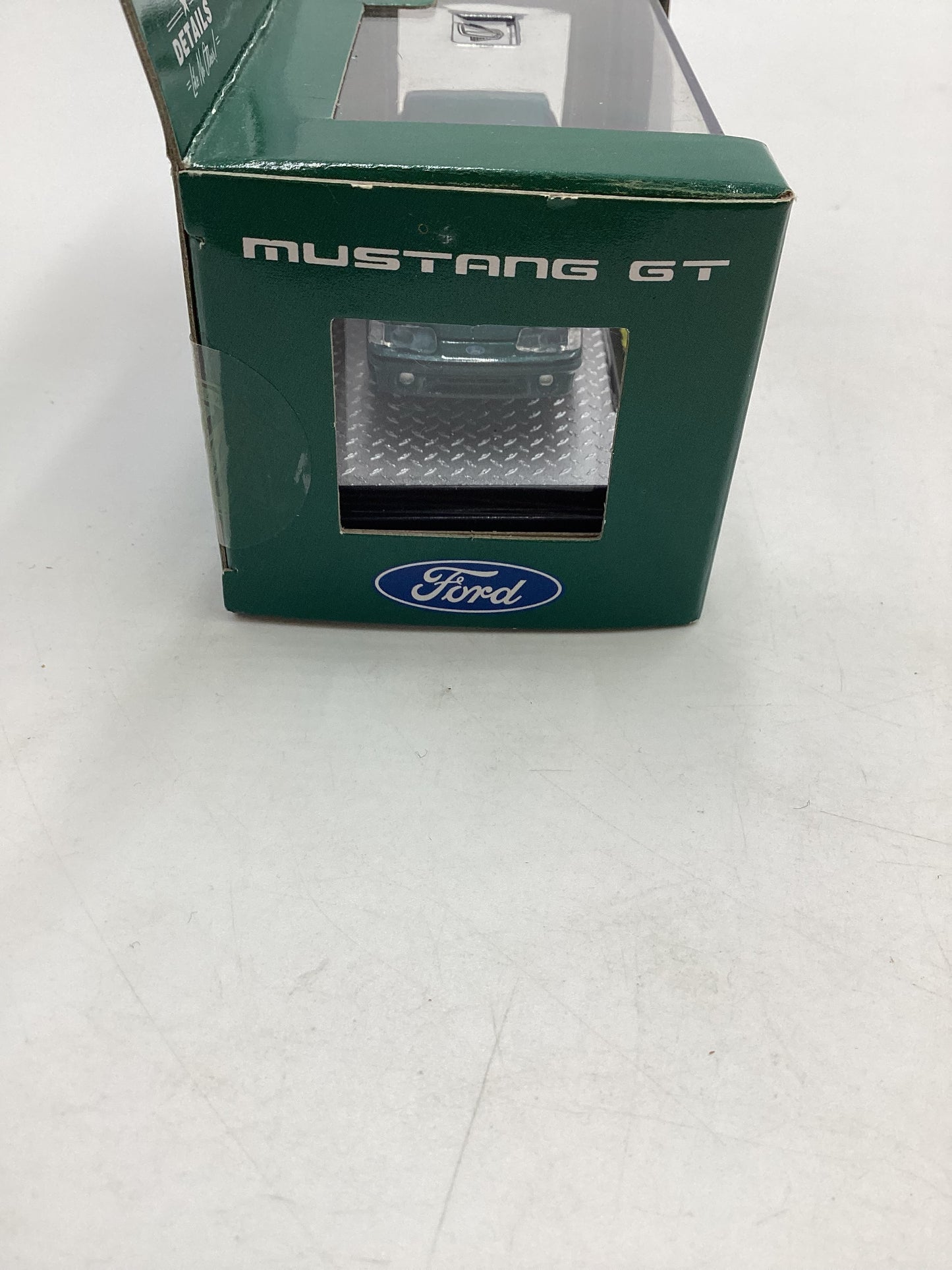 M2 Machines 1987 Ford Mustang GT Green R66