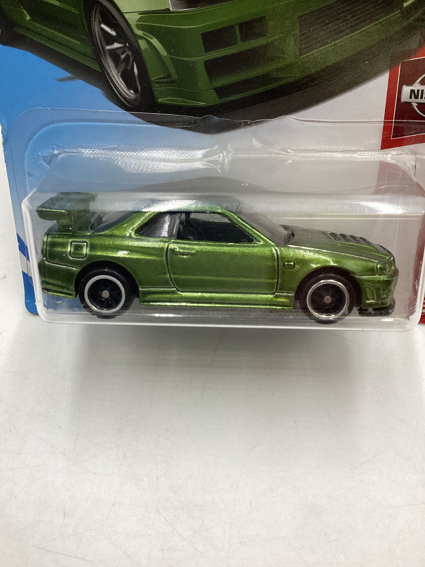 2019 Hot Wheels #045 Super Treasure Hunt Nissan Skyline GT-R BNR34 Green W/Protector Bad Card