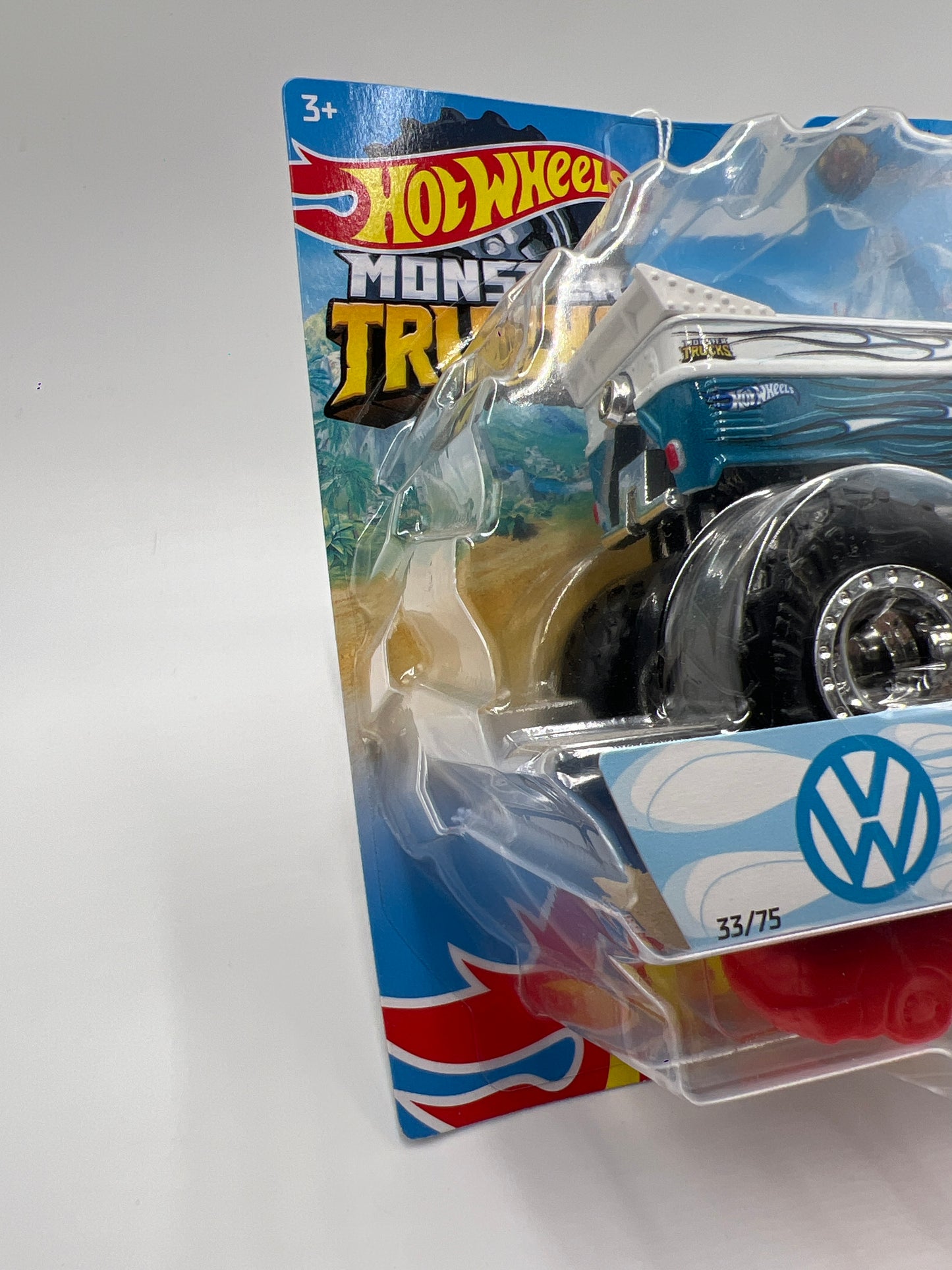 Hot Wheels Monster Trucks Crash Legends #33 VW Drag Bus 133B
