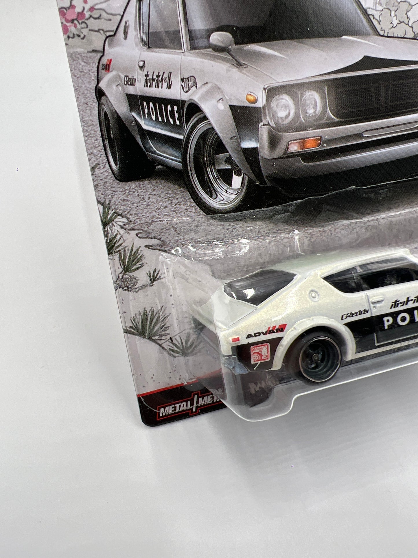 Hot Wheels Car Culture Japan Historics 1 #2 Nissan Skyline 2000GT-R Black/White Police W/Protector