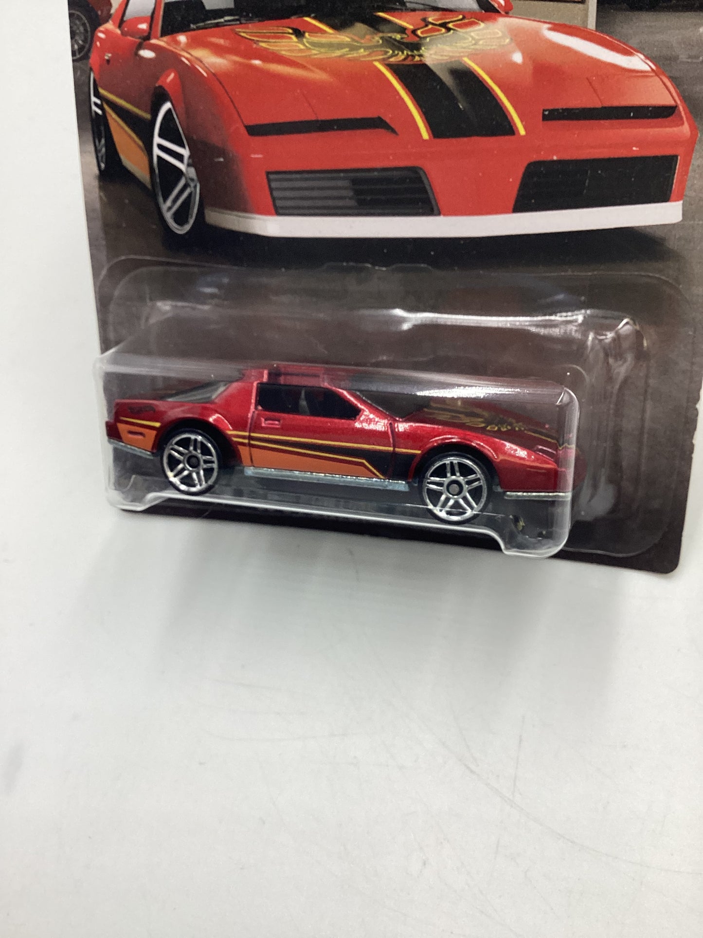 Hot Wheels Walmart Exclusive Hot Wheels Garage #10 80’s Pontiac Firebird Red