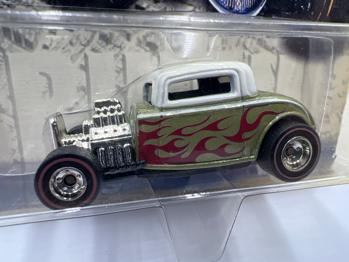 Hot Wheels Cruisin America Hot Rods 32 Ford Green/White Package Yellowed SR