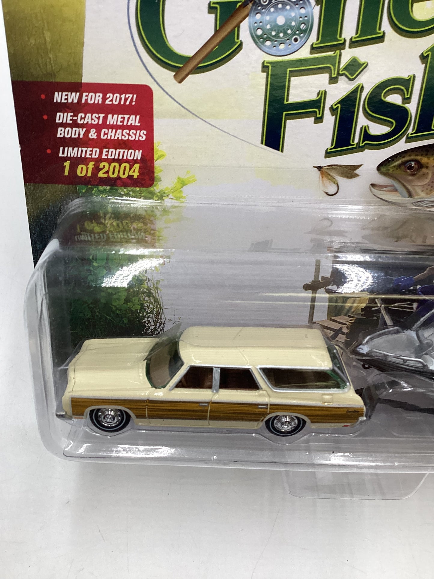 Johnny Lightning 2017 Series 2 Version A Gone Fishing 1973 Chevy Caprice W/ Boat & Trailer 191G