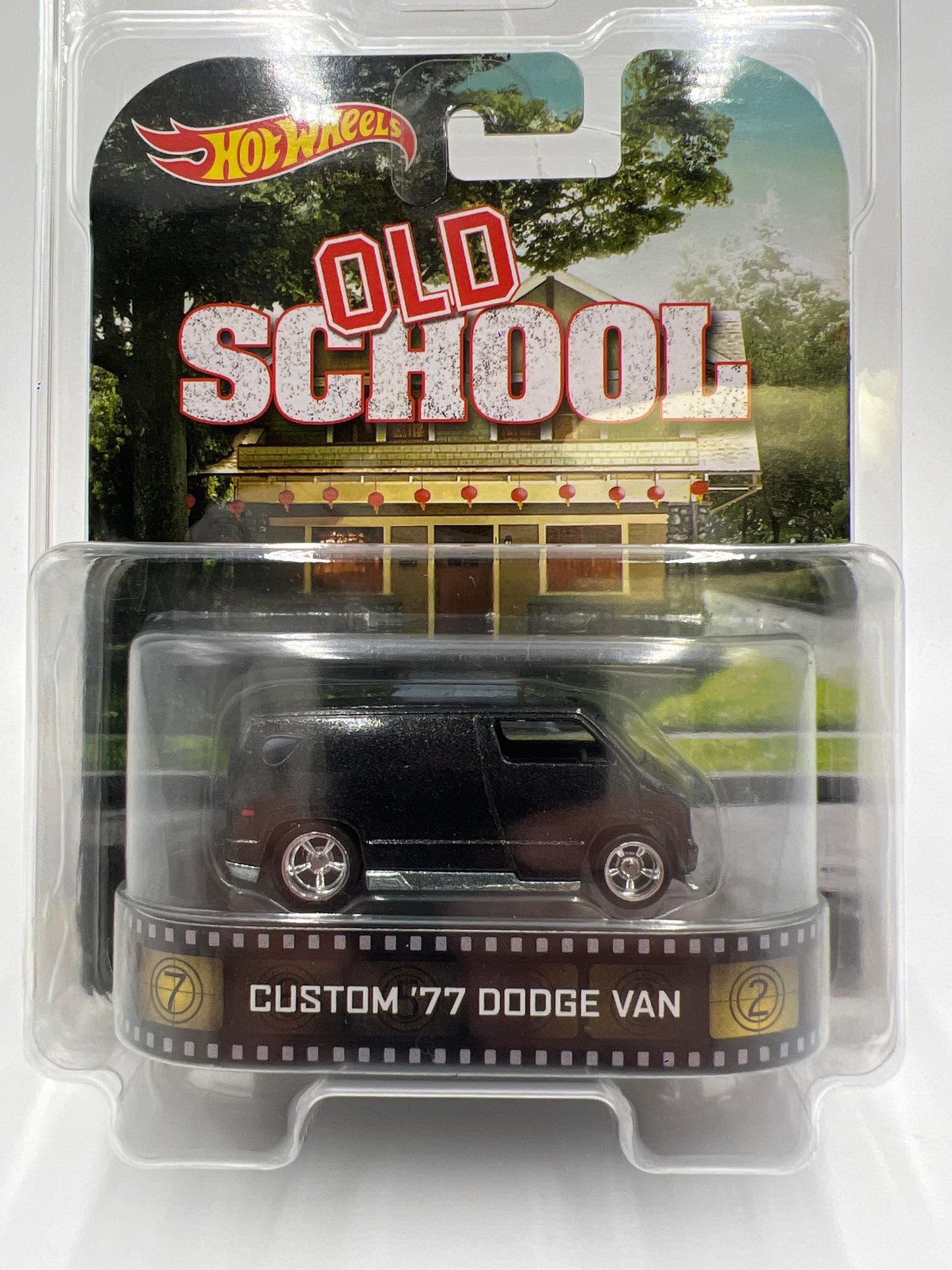 Hot Wheels Retro Entertainment Old School Custom 77 Dodge Van Black W/Protector