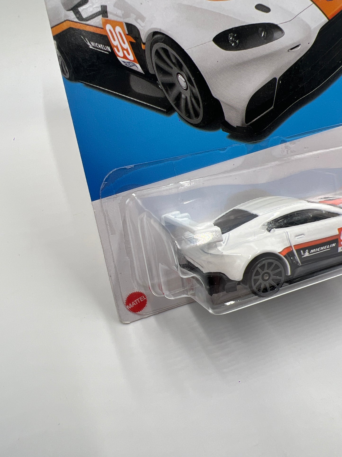 2023 Hot Wheels Turbo #98 Aston Martin Vantage GTE White Gulf 106B