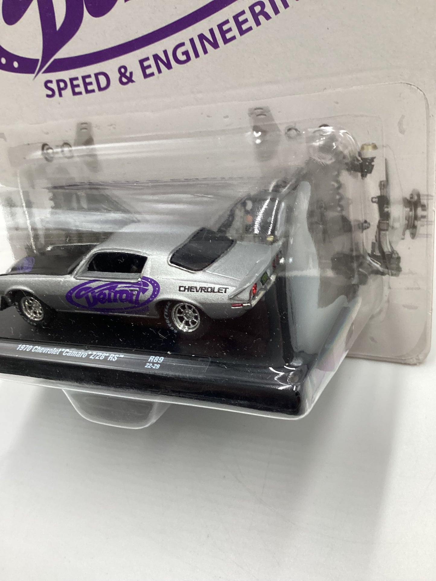 M2 Machines Auto Driver Detroit 1970 Chevrolet Camaro Z/28 RS Silver R89 192C