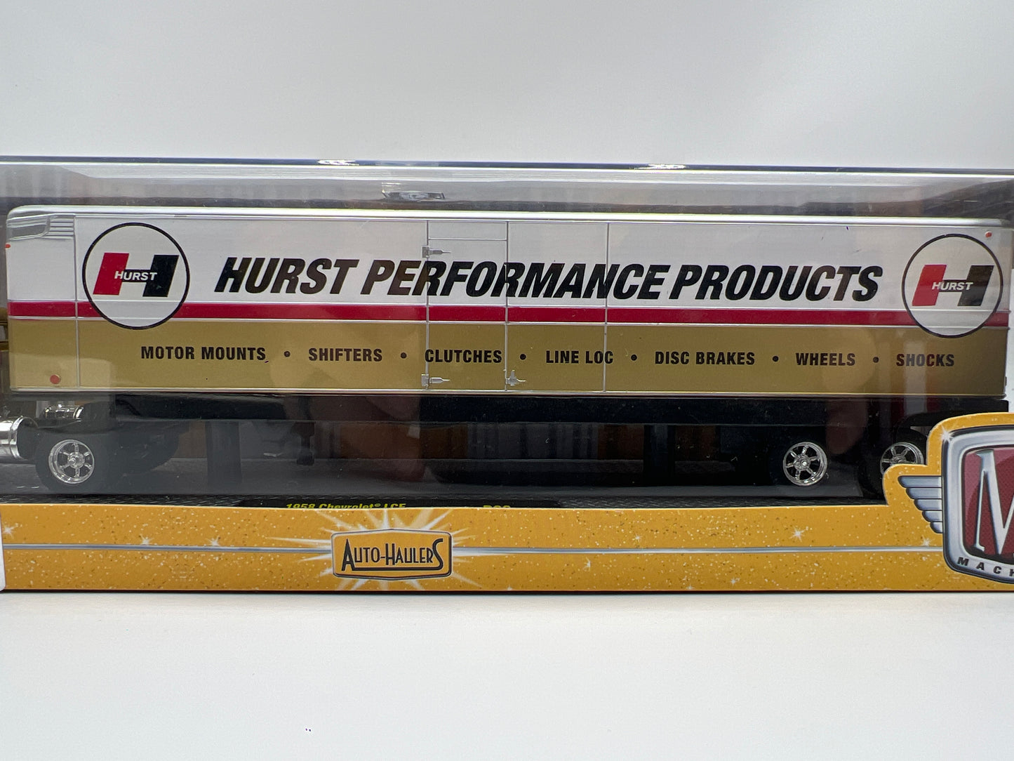 M2 Machines Auto Haulers Hurst 1958 Chevrolet LCF & Hurst Trailer R09 13-02