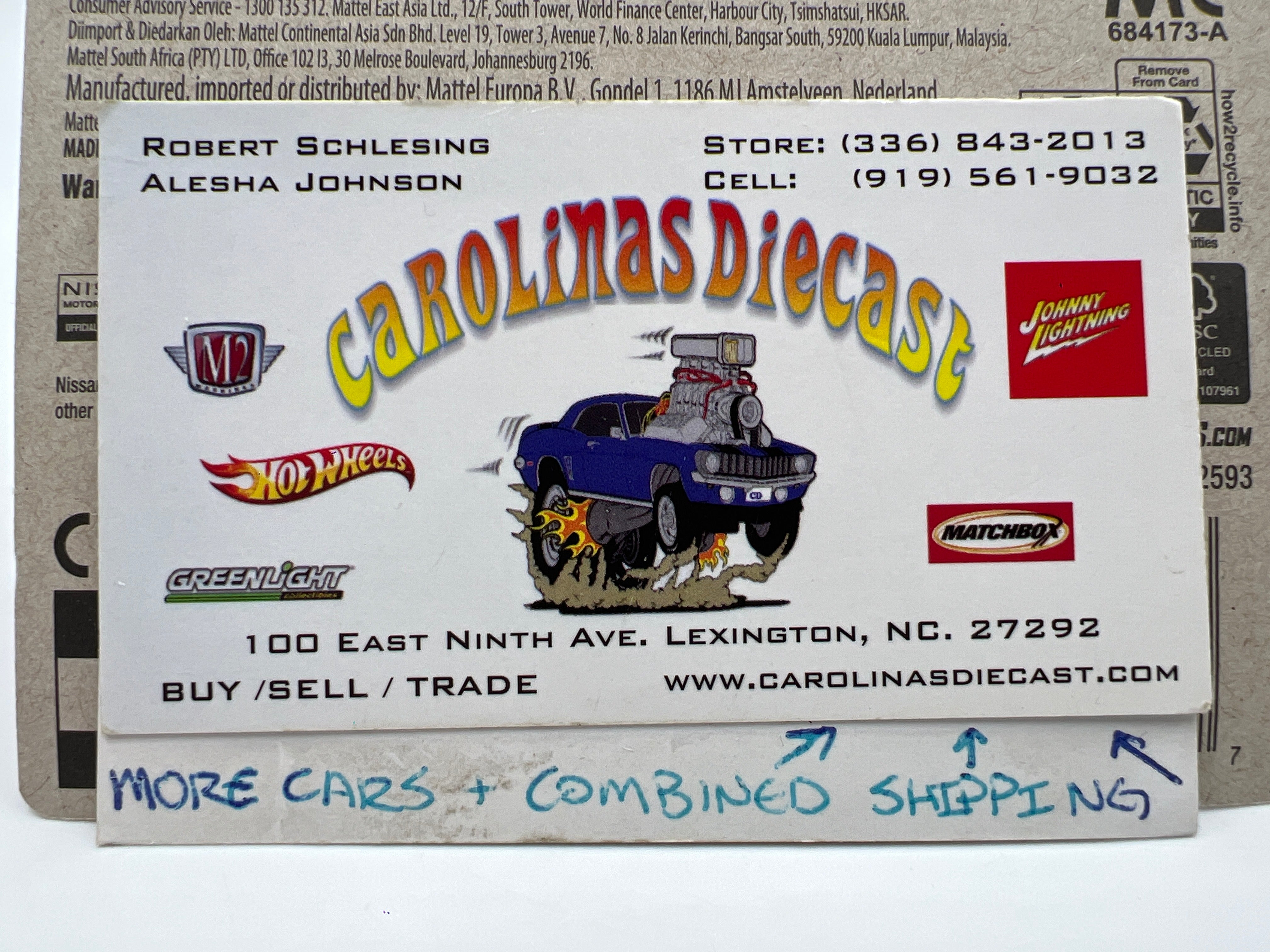 激レア❗非売品　関西万博　バーレーン王国　金と黒セート　ナシオナルデイピン 2025 Hot Wheels Target Red Edition #62 Datsun 240Z Red 145C