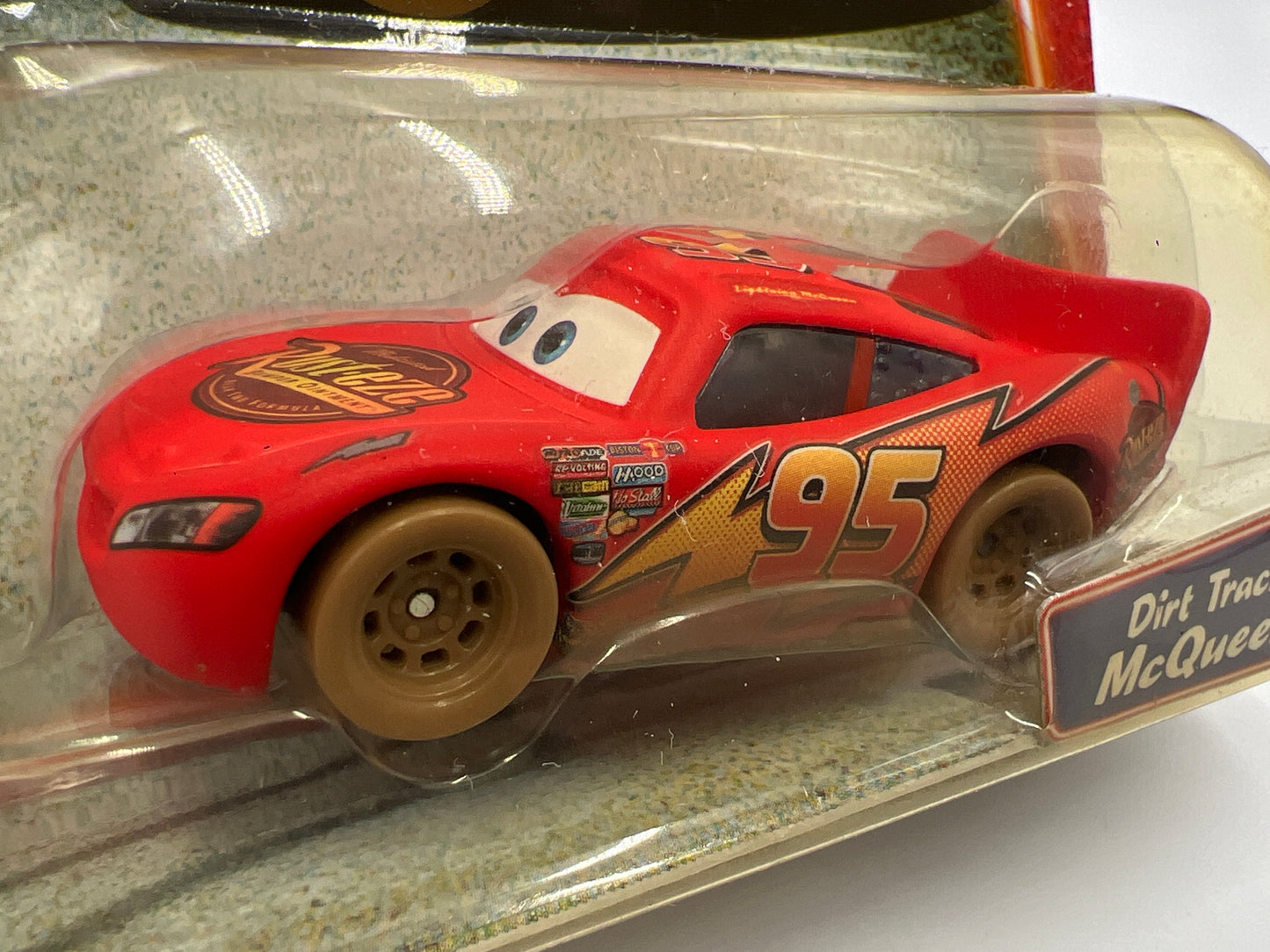 Disney Pixar Cars Supercharged Dirt Track McQueen 138E