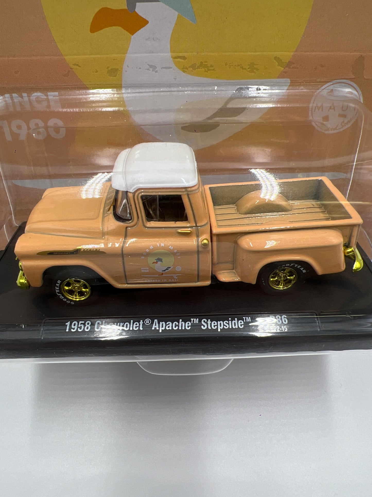 M2 Machines  Maui and Sons 1958 Chevrolet Apache Stepside R86 CHASE 1/750