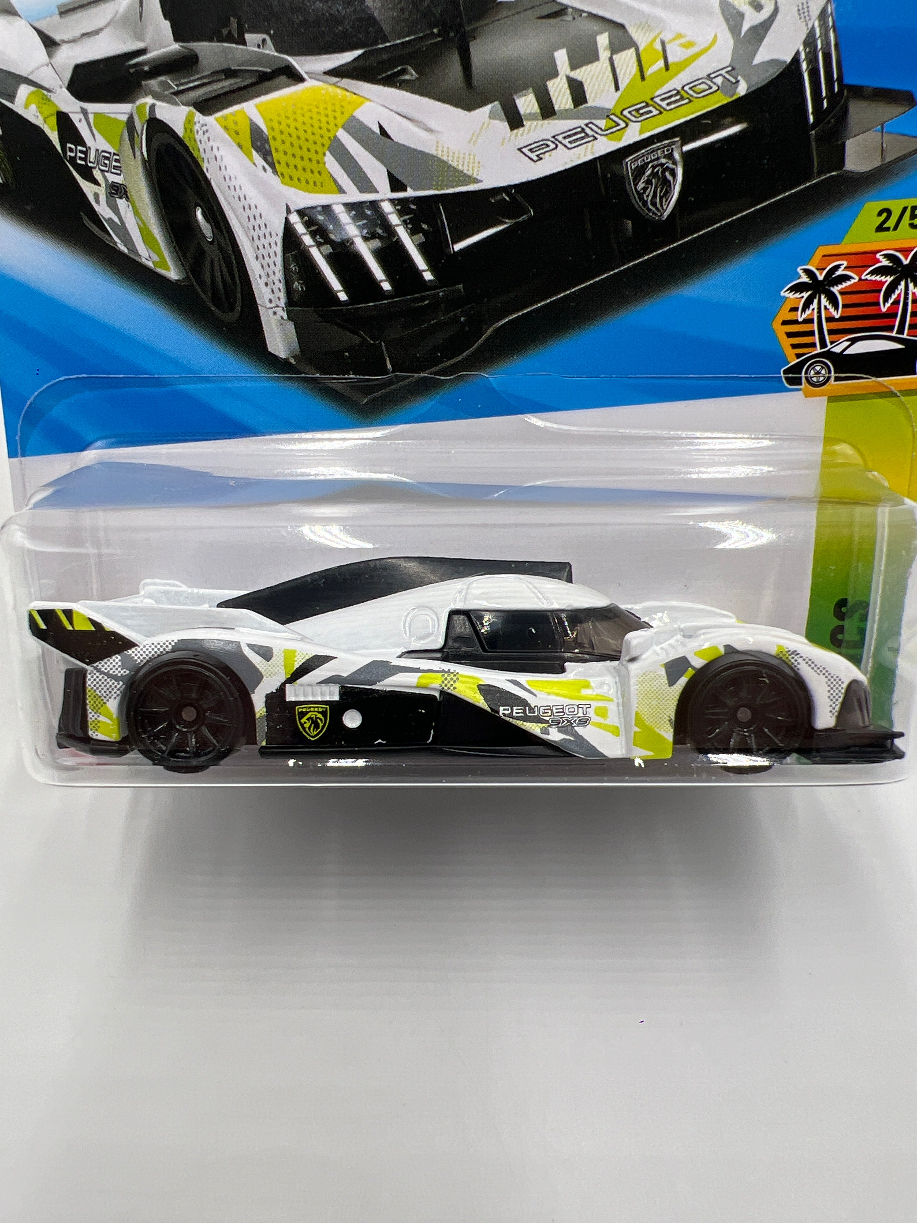2025 Hot Wheels M Case Exotics #174 Peugeot 9x8 Hypercar White 61B