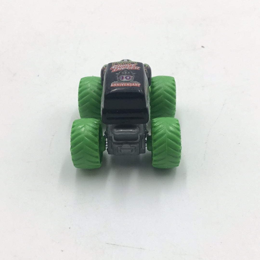 2023 Spin Master monster jam mini series 11 #781 Grave Digger 40th Anniversary