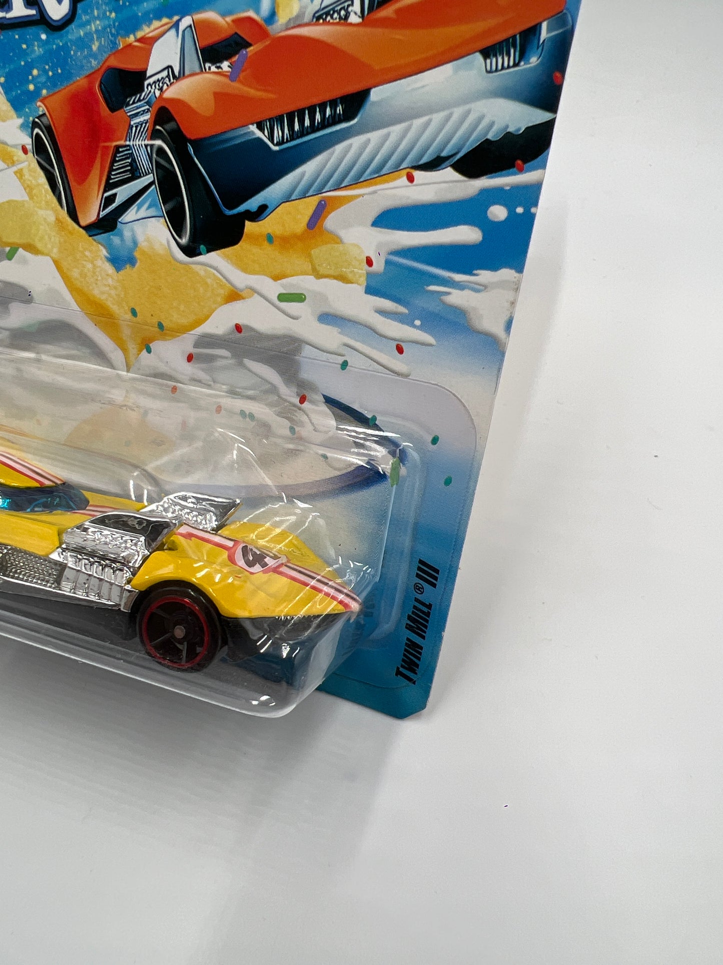Hot Wheels Walmart Exclusive Happy Birthday Twin Mill III Yellow 158A