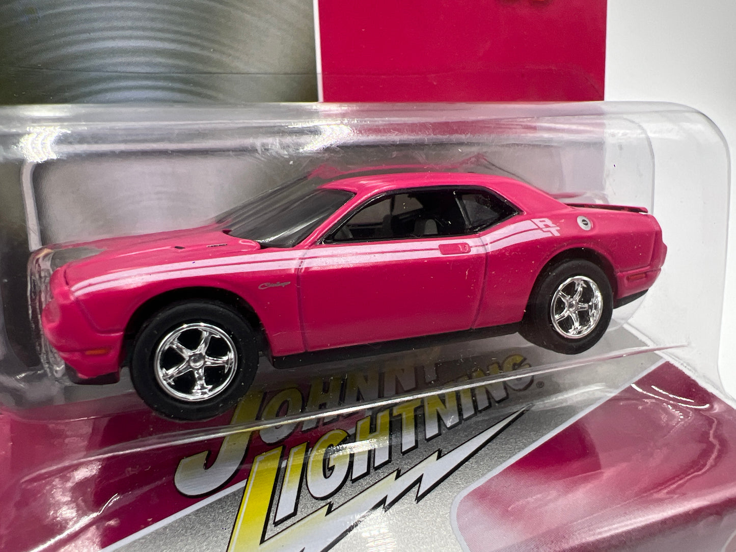 Johnny Lightning Storage Tin Release 1 Version B #3 2010 Dodge Challenger R/T Pink 229F