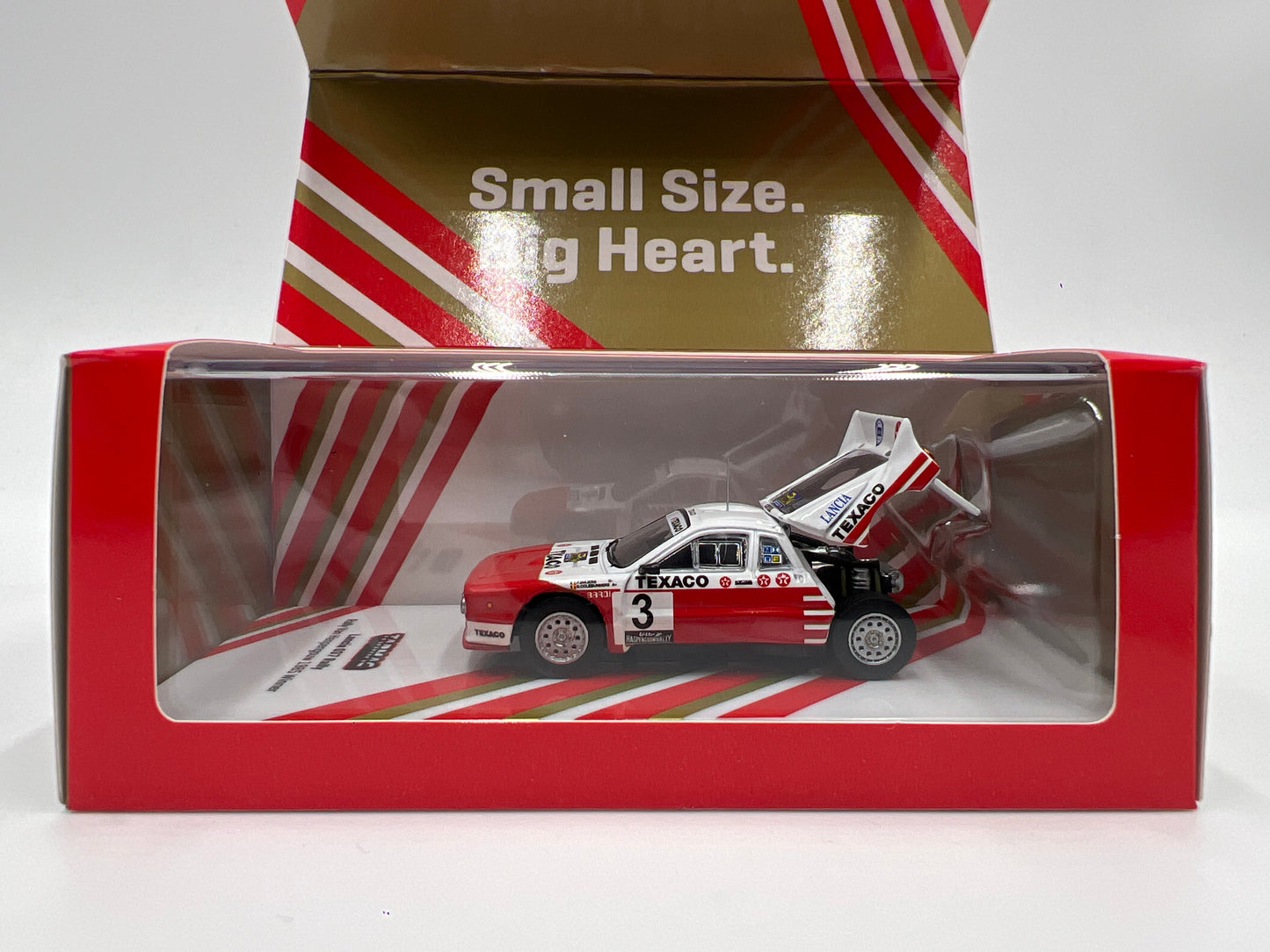 Tarmac Works 1/64 Texaco 1985 #3 Winner Rally Van Haspengouw Lancia 037 Rally