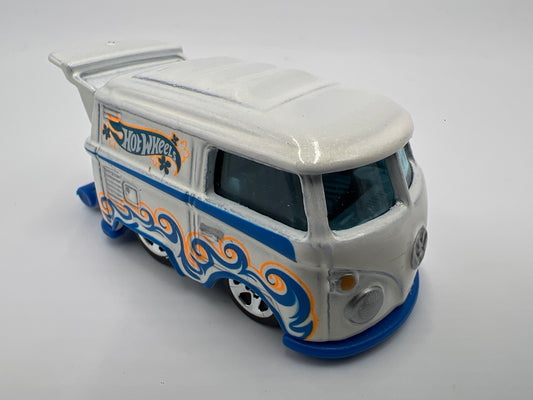 Hot Wheels 1/64 Mainline Kool Kombi White Loose