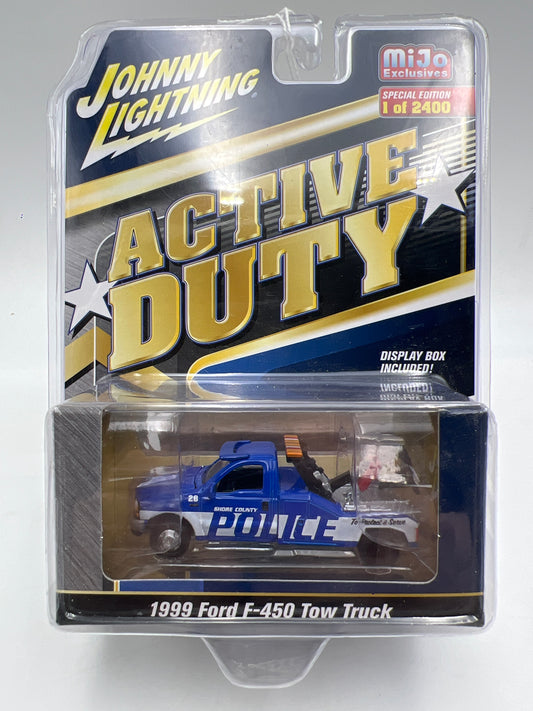 Johnny Lightning MiJo Exclusives 1/2400 Active Duty Police 1999 Ford F-450 Tow Truck