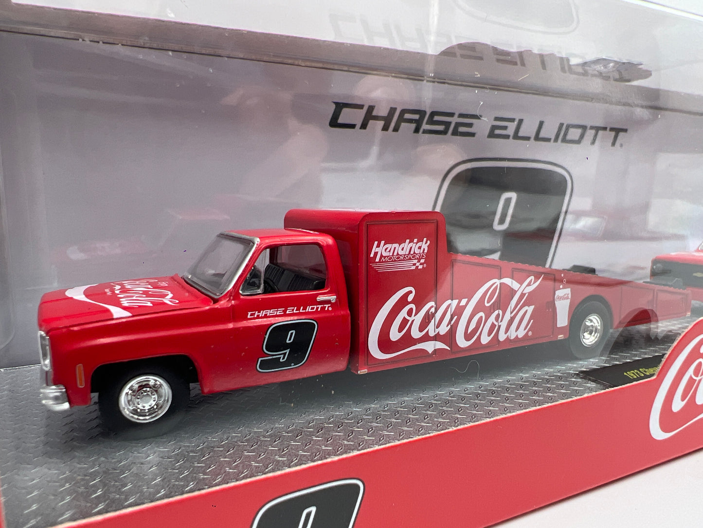 M2 Machines Haulers S04 Coca Cola Chase Elliot 1973 Wedge Truck & 1973 Chevrolet Cheyenne Super 10