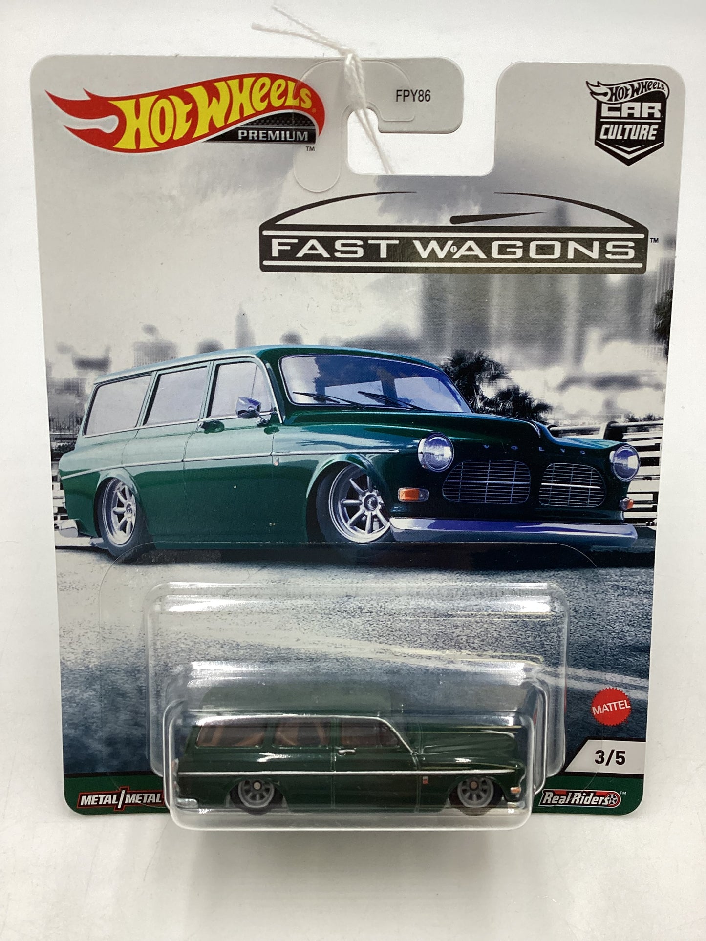 2021 Hot wheels Fast wagons 3/5 Volvo P220 Amazon Wagon 246J