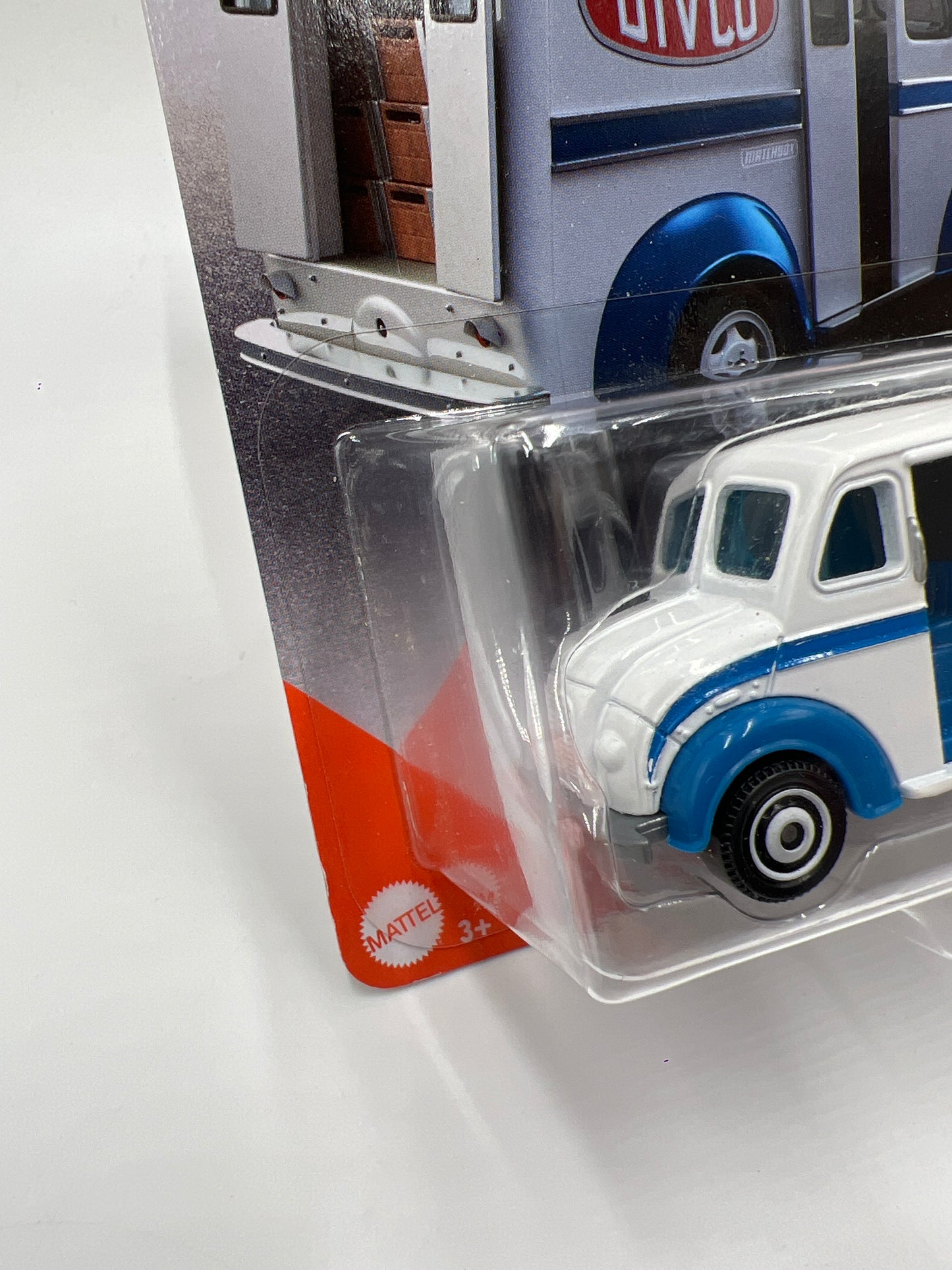 Matchbox Moving Parts Divco Milk Truck White 166J