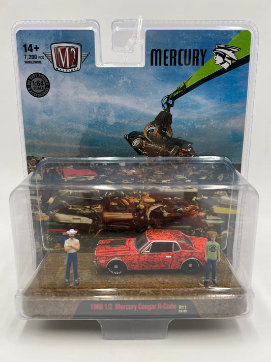 M2 Machines Diorama 1968 1/2 Mercury Cougar R-Code R11 195F