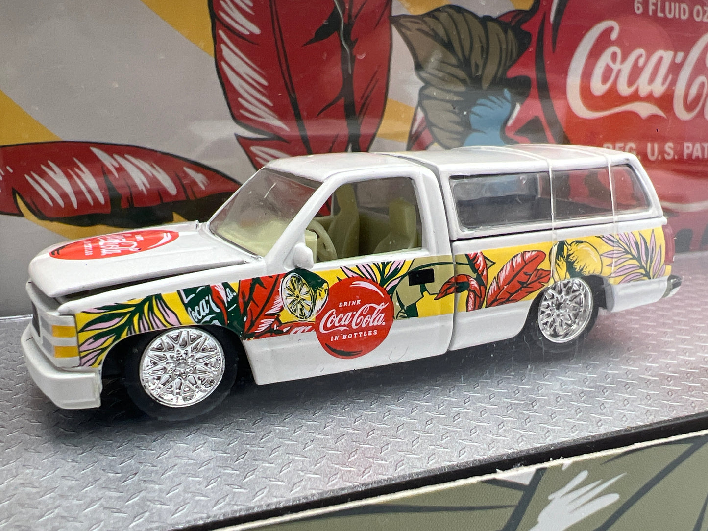 M2 Machines Auto Haulers TW45 Coca Cola 1996 GMC Sierra 1500 Custom & 1996 Safari Van