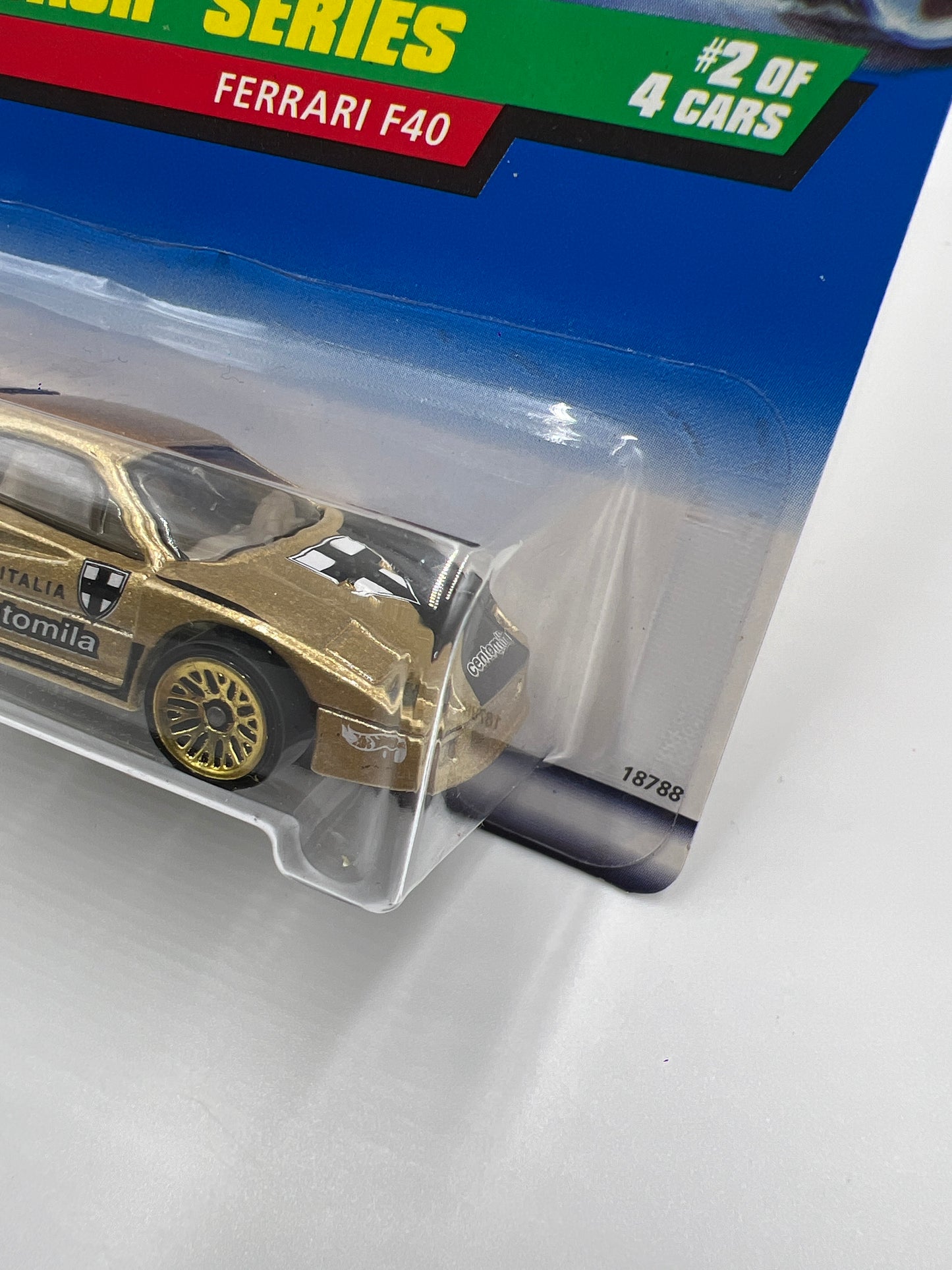 1998 Hot Wheels #722 Dash 4 Cash Series Ferrari F40 Gold (SR)