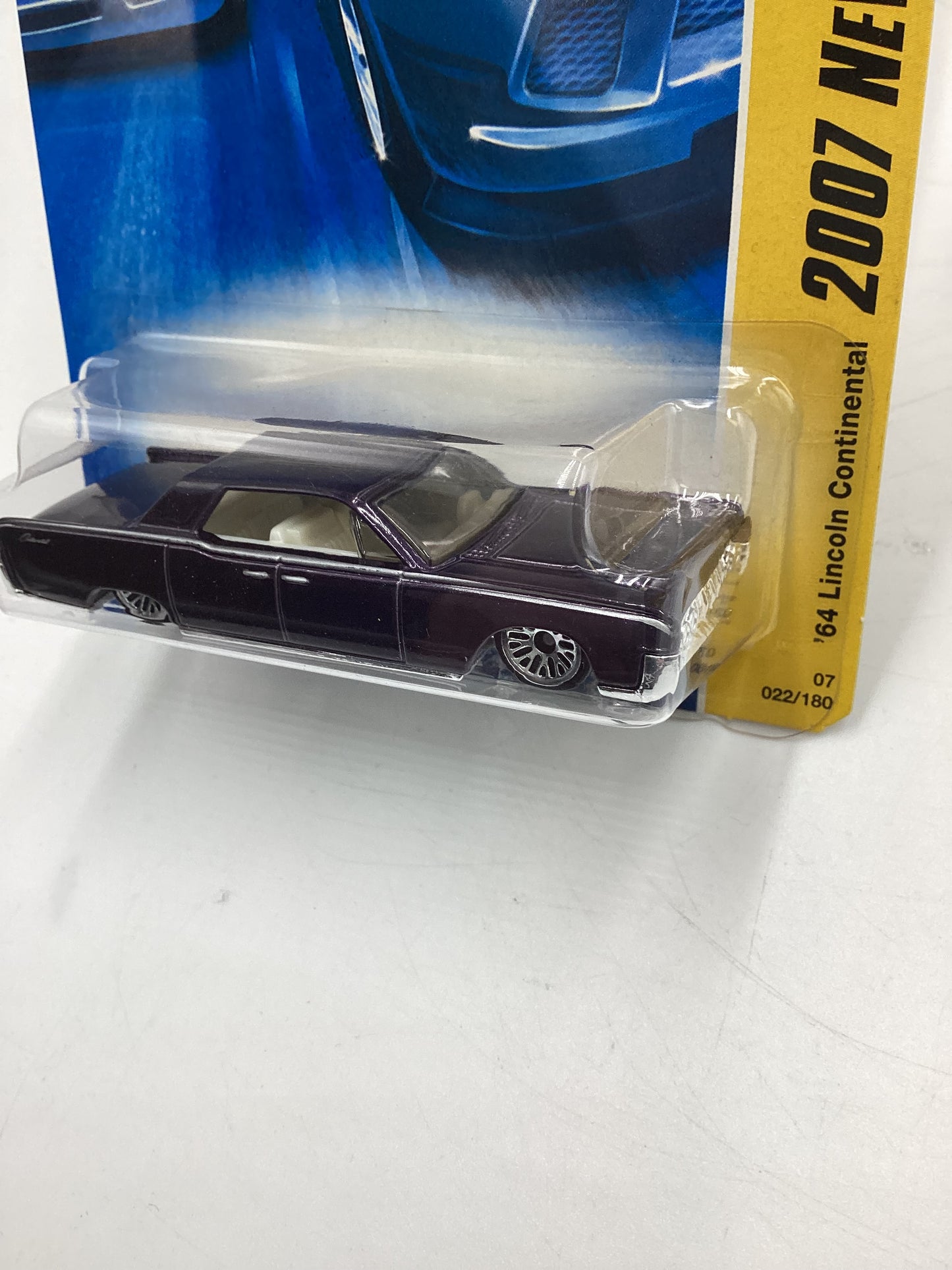 2007 Hot Wheels New Models #22 64 Lincoln Continental Purple 59E