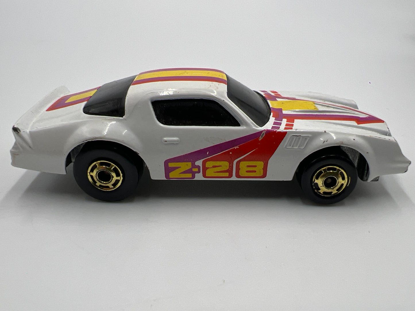 Hot Wheels Blackwall 1982 Chevy Camaro Z-28 White GHO Wheels Loose