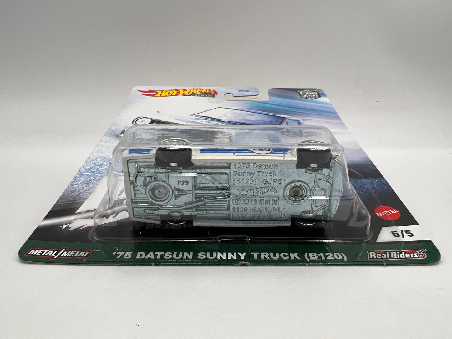 Hot Wheels Premium Hyper Haulers #5 75 Datsun Sunny Truck B120 White    242A