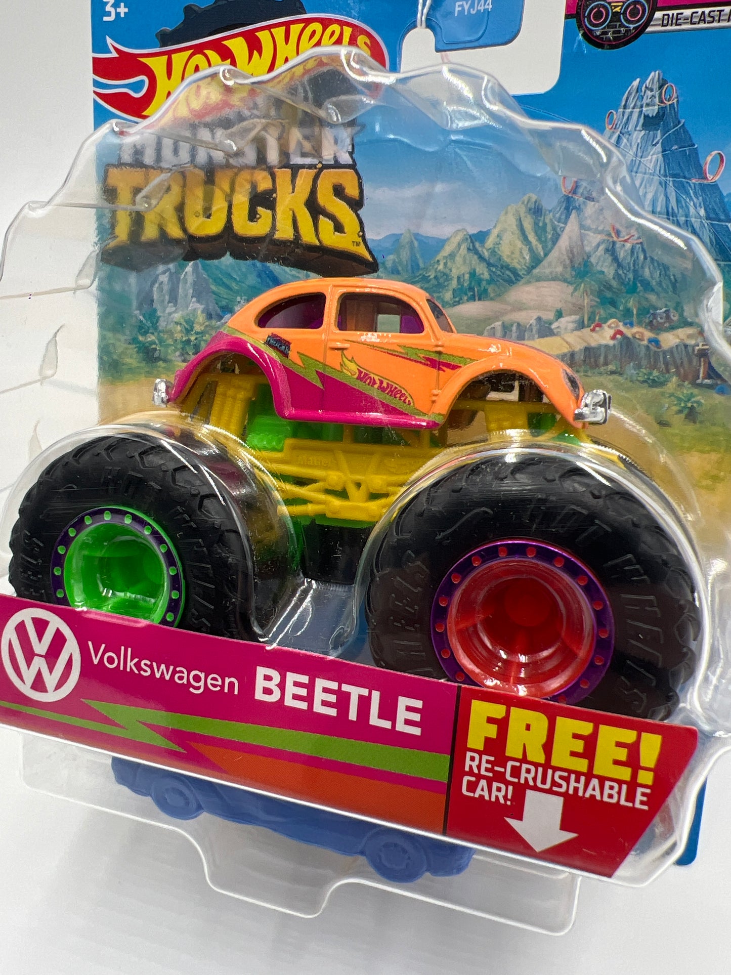2021 Hot Wheels Monster Trucks Neon Shockers #21 Volkswagen Beetle 128G