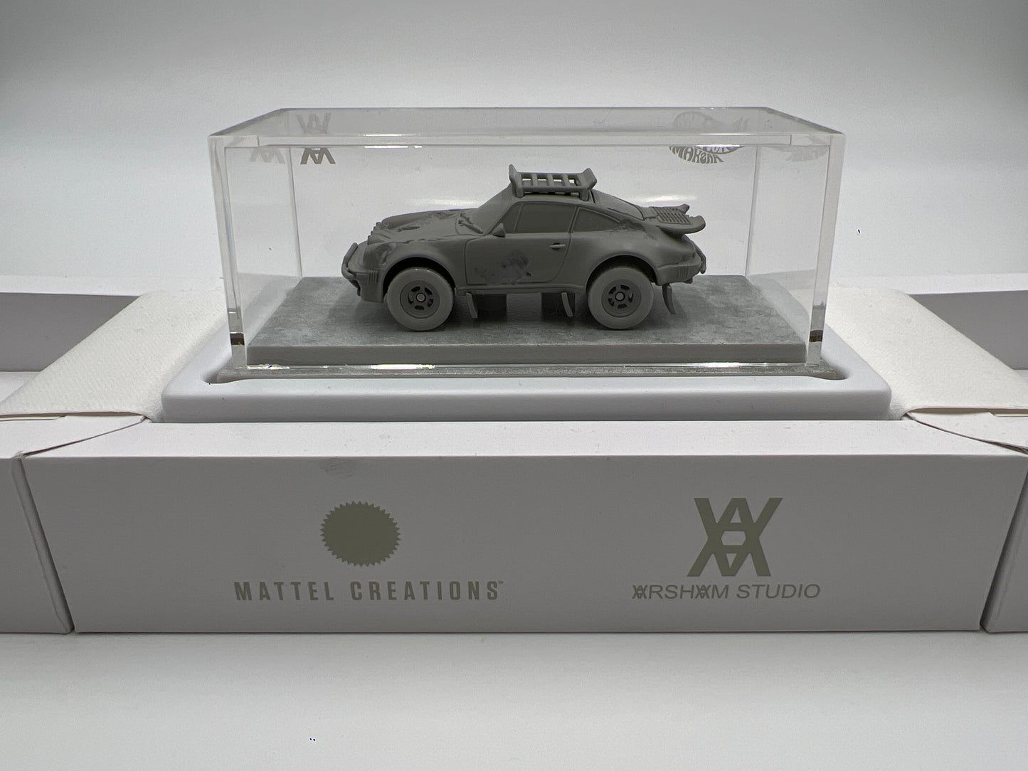 Porsche Ancien Hot Wheels X Daniel Arsham - Porsche Safari 'Eroded' - Édition Spéciale Mattel Creations - 1/64 Porsche Safari érodé Daniel Arsham 1:64 2024 Porsche Ancien Hot Wheels X Daniel Arsham - Porsche Safari 'Eroded' - Édition Spéciale Mattel Creations - 1/64 Porsche Safari érodé Daniel Arsham 1:64 2024