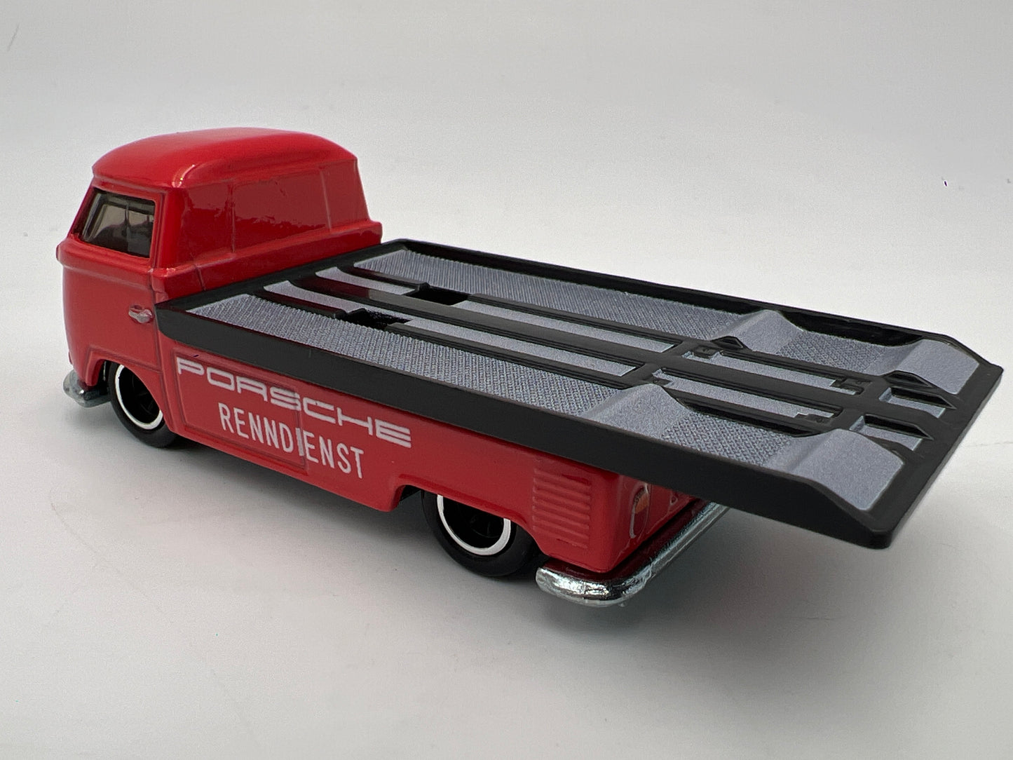 Hot Wheels 1/64 Premium Diorama Set Volkswagen Porsche Transporter T1 Pickup Red Loose