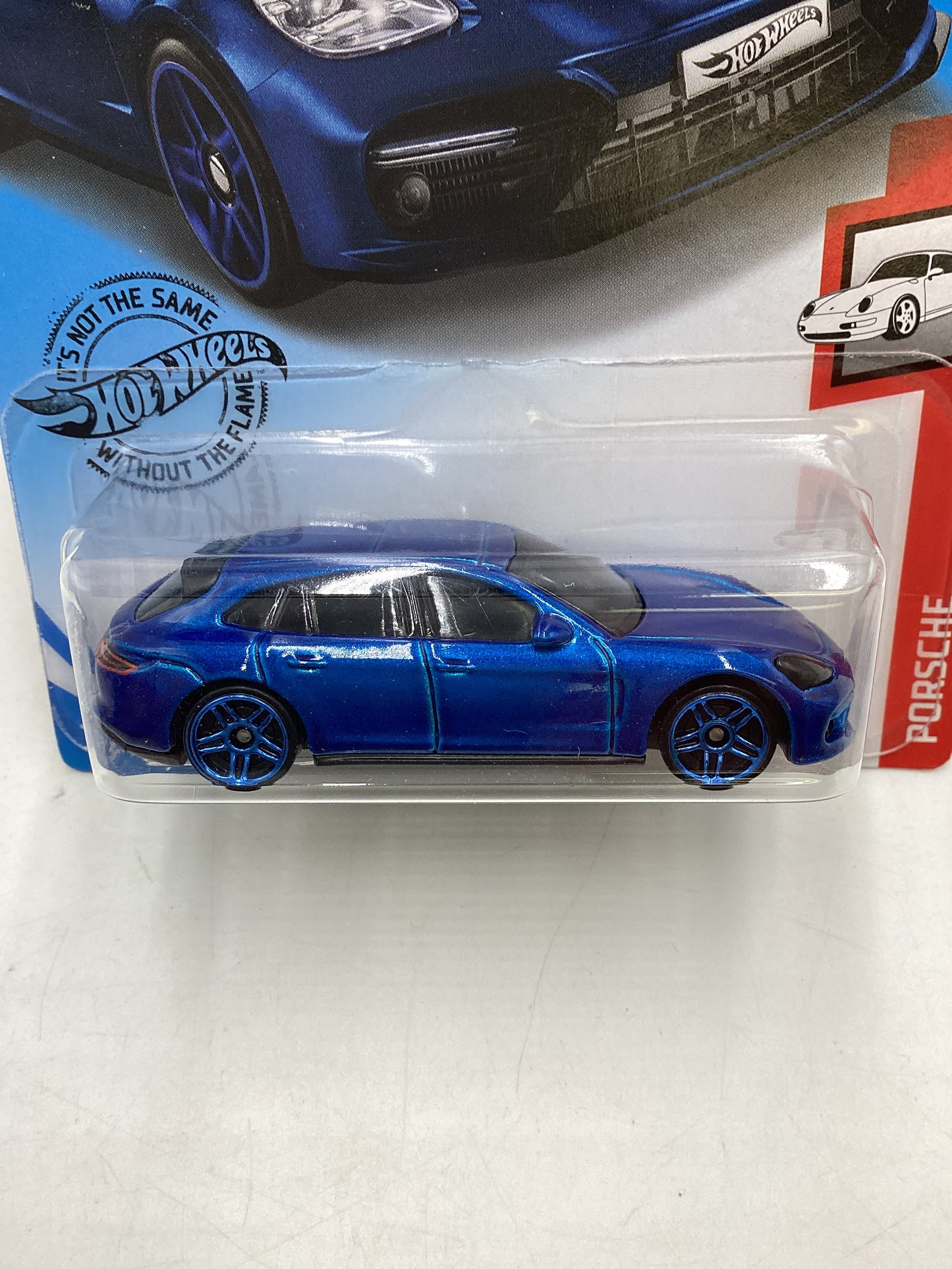 2020 Hot Wheels #44 Porsche Panamera Turbo S E-Hybrid Sport Turismo 101E