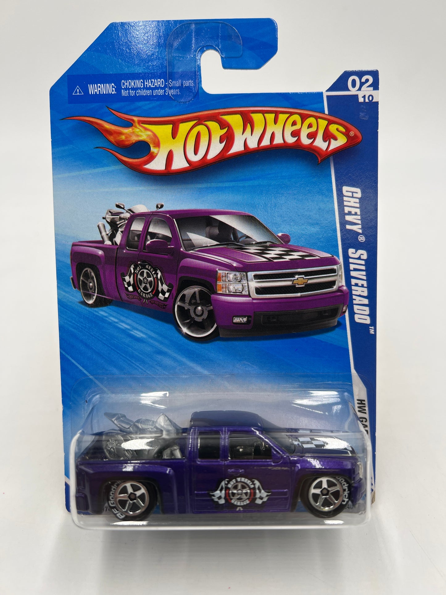 2010 Hot Wheels Garage #070 Walmart Exclusive Chevy Silverado Purple W/Protector