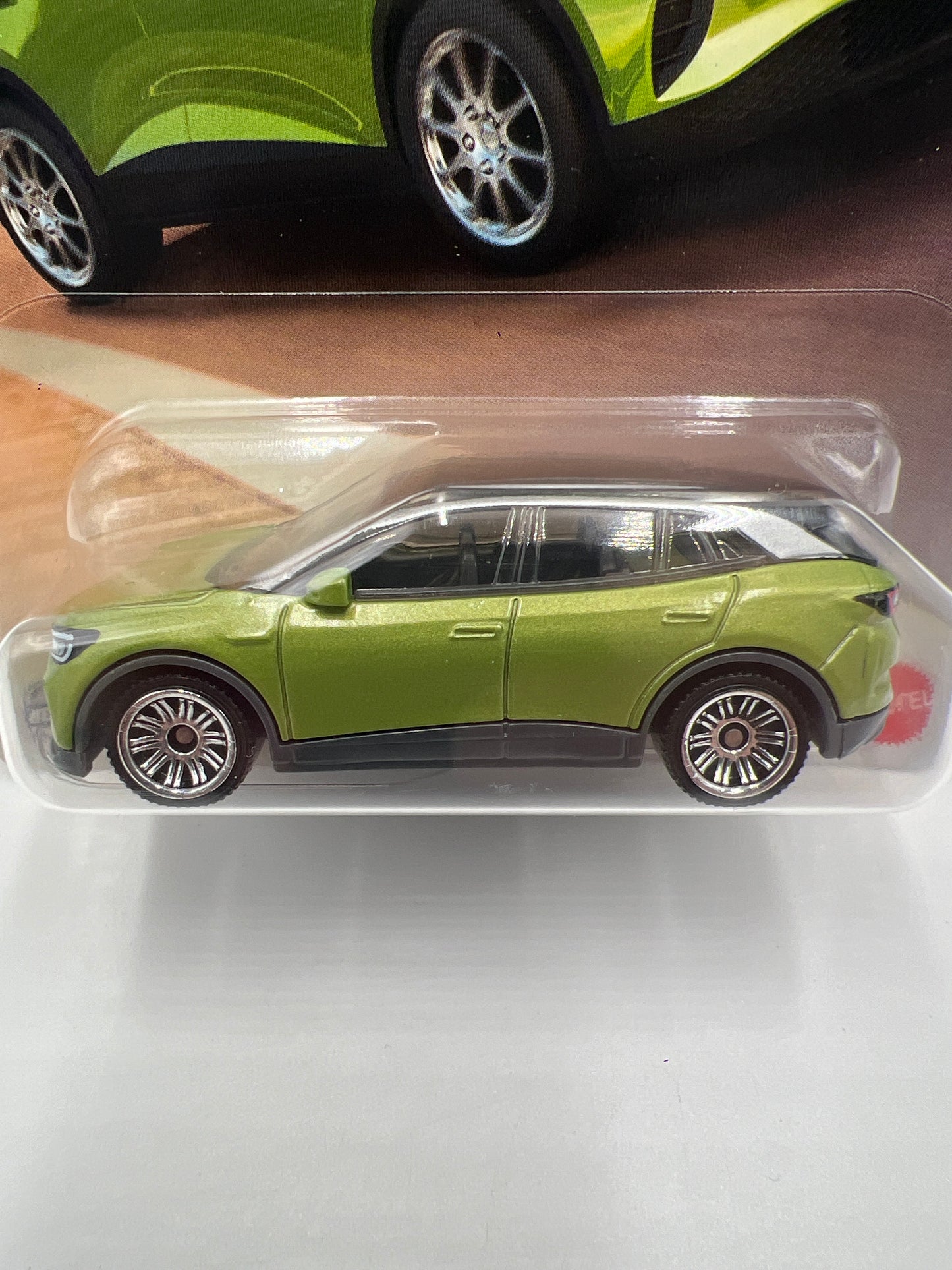 2025 Matchbox #92 Volkswagen ID.4 Green 214E