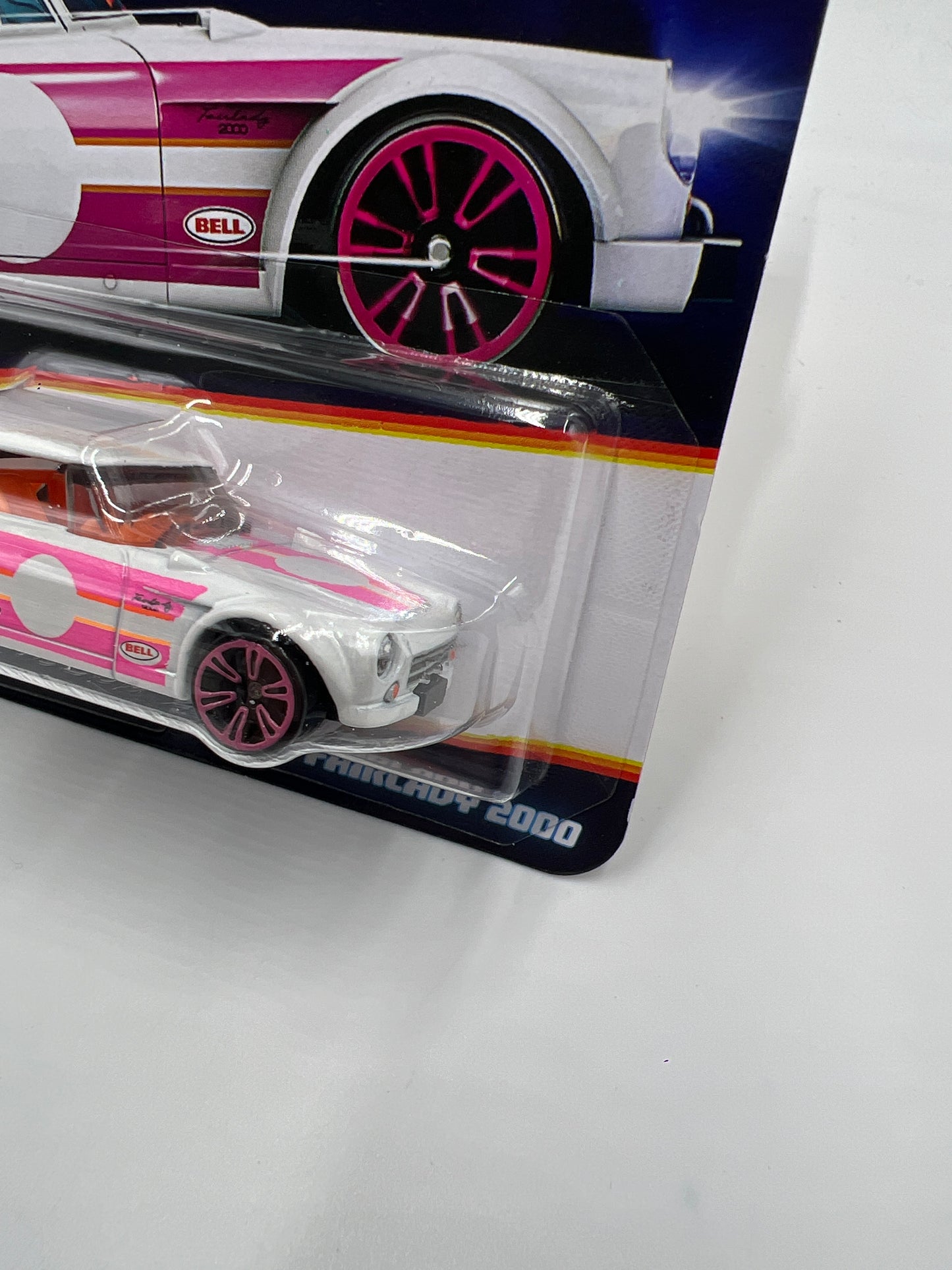2025 Hot Wheels Neon Speeders #5 Datsun Fairlady 2000 White 157C
