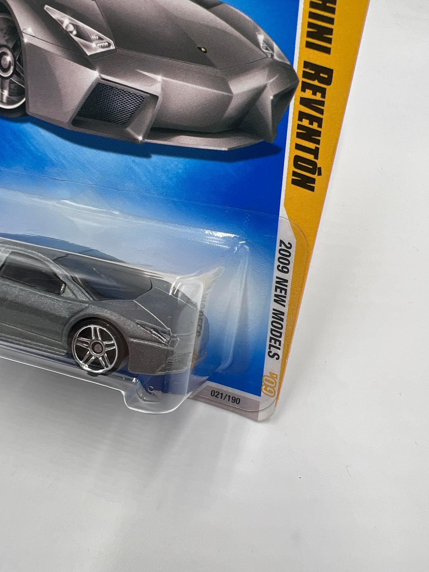 2009 Hot Wheels New Models #21 Lamborghini Reventon Gray 102B