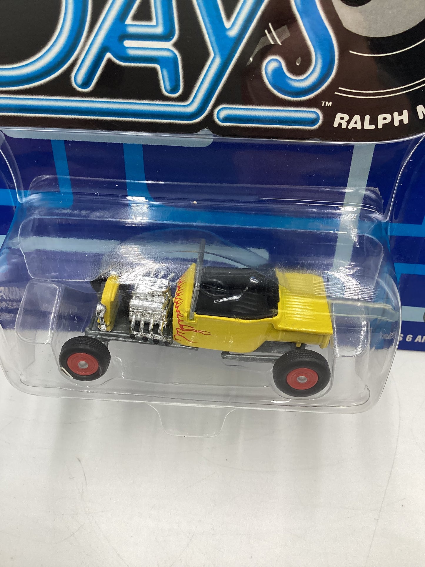 Johnny Lightning Hollywood On Wheels Happy Days Ralph Malphs Hot Rod Yellow