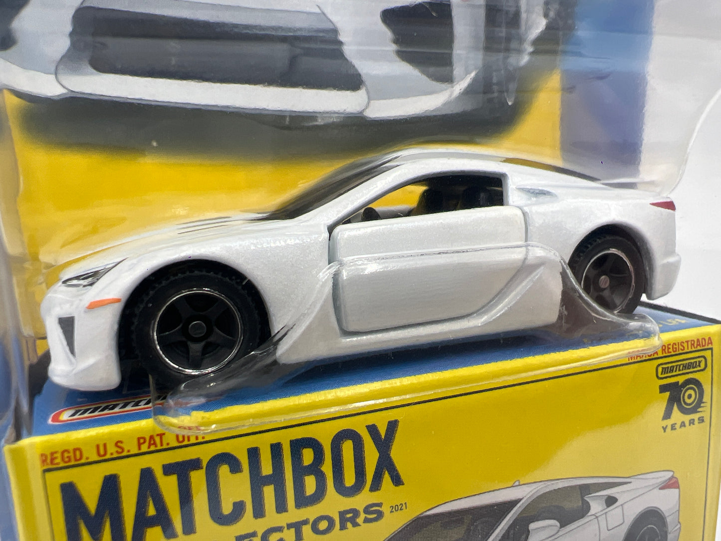 Matchbox Collectors #19 2012 Lexus LFA White 169C