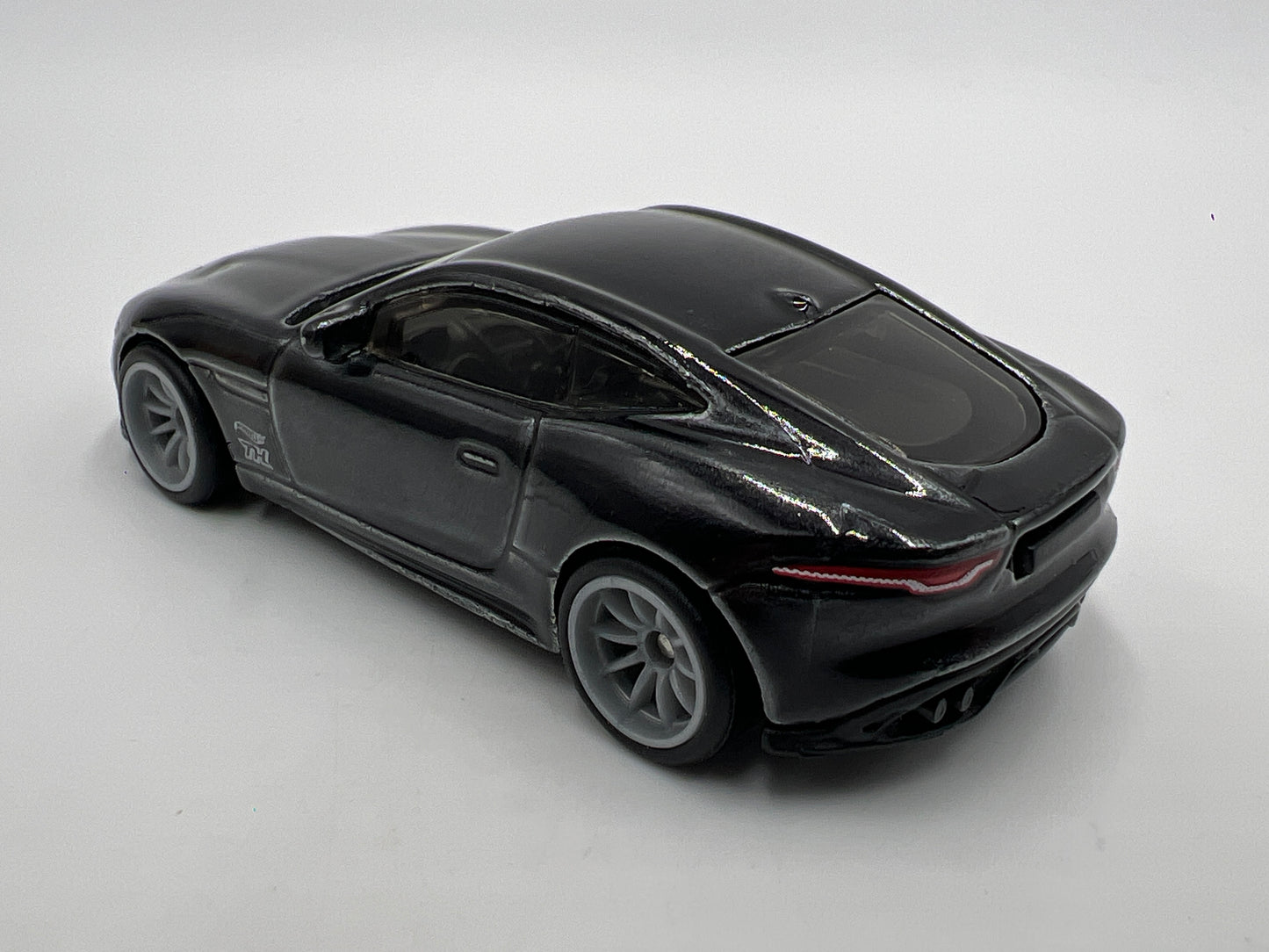 Hot Wheels 1/64 Super Treasure Hunt 2020 Jaguar F-Type Gray Loose