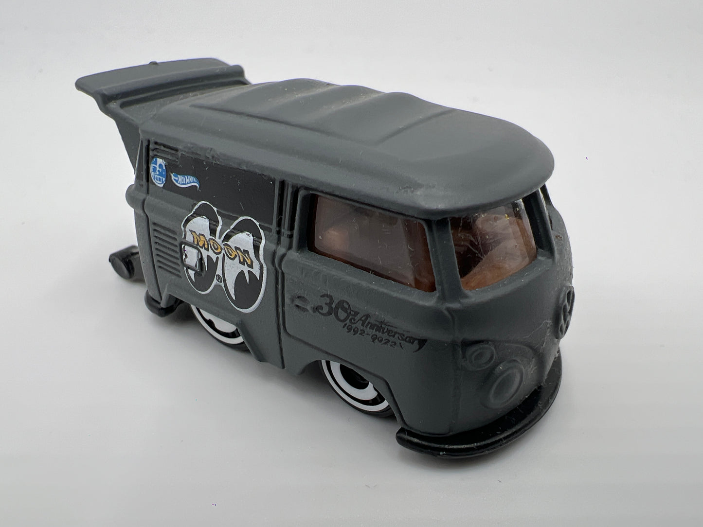 Hot Wheels 1/64 Mainline Kool Kombi Mooneyes Gray Loose